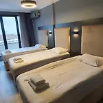 Center Apartamento *